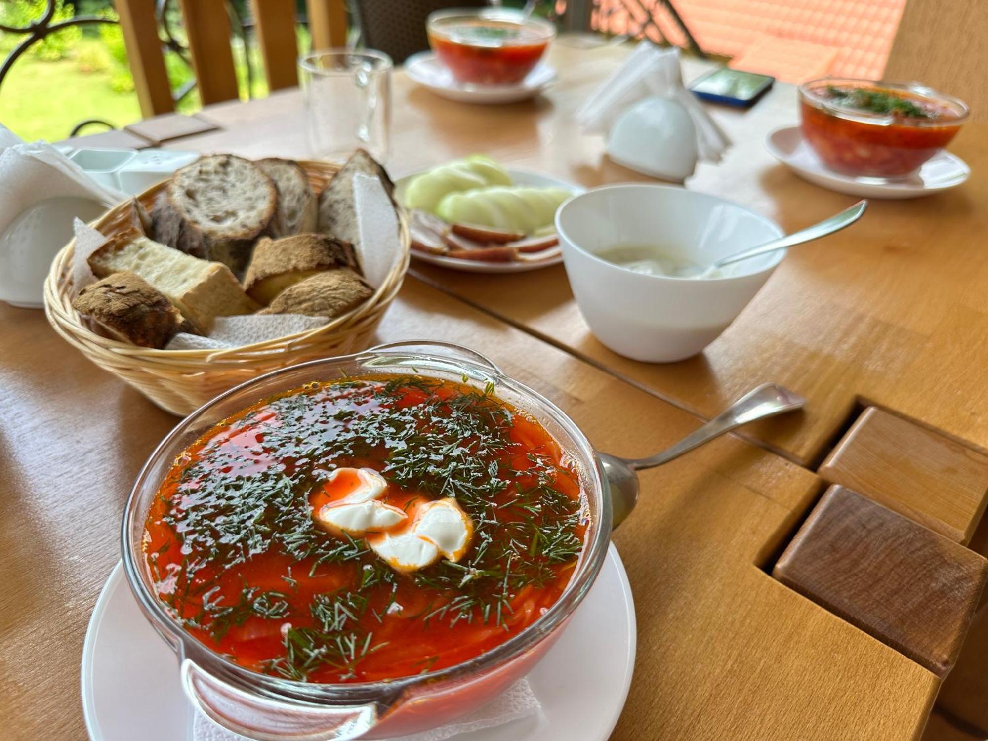 Vovk Gasthaus 西尼亚克 外观 照片